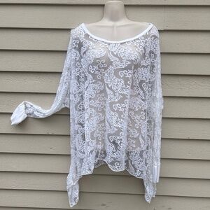 Lola (made in Italy) Sheer Dolman Sleeve White Lacey Tunic. Size Large.